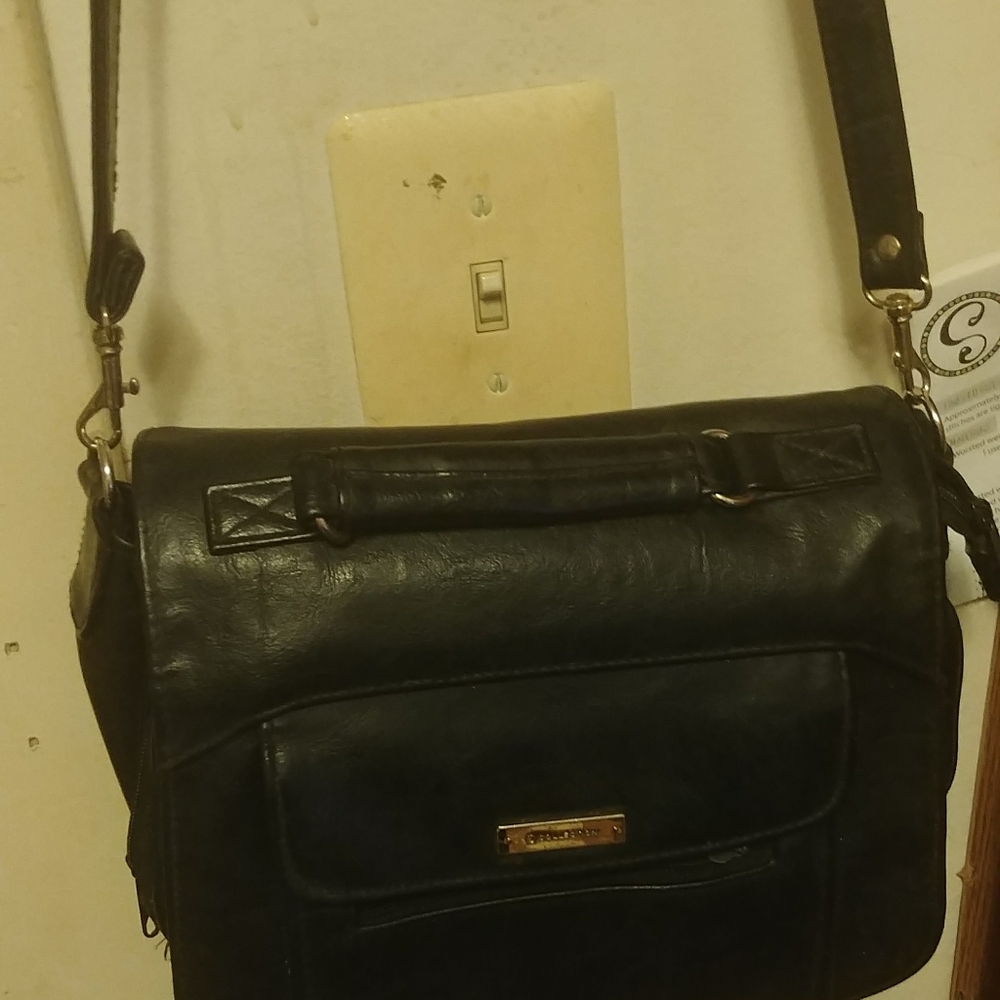 Purse - Picture 2 of 2